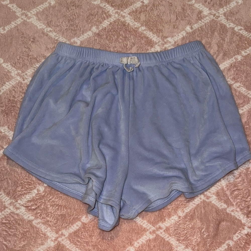 Blue Athletic Shorts with Elastic Waistband and Moisture-Wicking Fabric